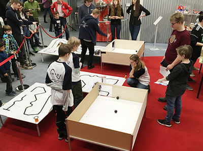 Übungsturnier RoboCup Junior in Bonn